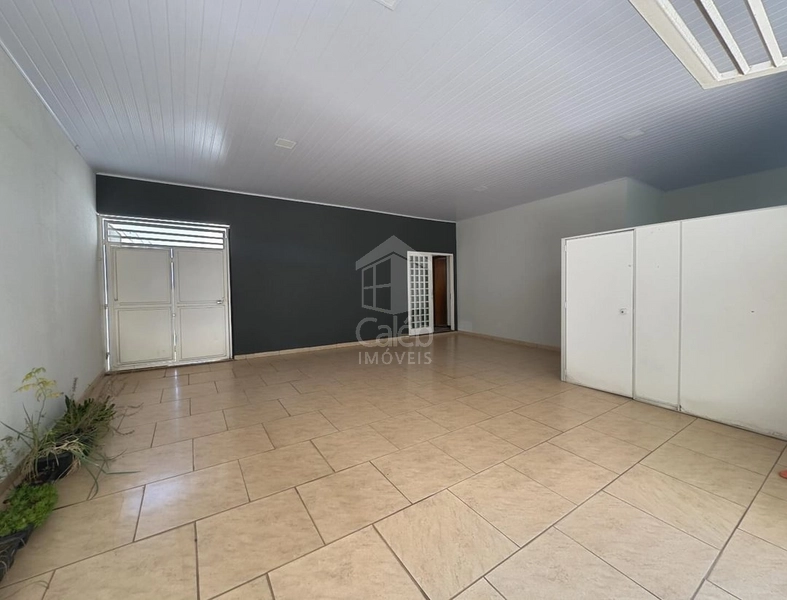 Casa a Venda no Bairro Parati em Marília- SP.: 2ª foto da galeria de imagens do imóvel