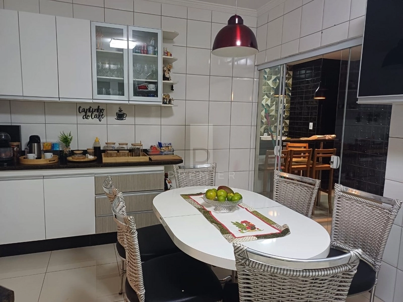 Casa a Venda no Bairro Bassan em Marília-SP.: 6ª foto da galeria de imagens do imóvel
