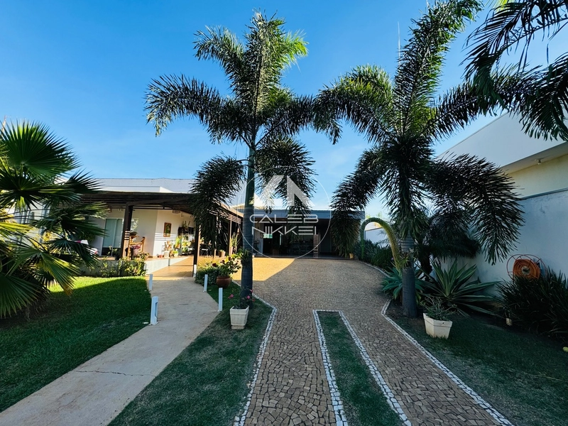 Casa com 3 suítes e piscina à venda no Cond. Campo Belo-Marília-SP: 7ª foto da galeria de imagens do imóvel