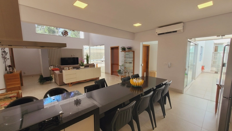 Casa 3 quartos com piscina e spa Cond Recanto Esmeraldas I em Marília.: 6ª foto da galeria de imagens do imóvel