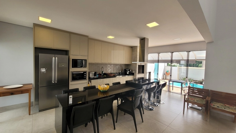 Casa 3 quartos com piscina e spa Cond Recanto Esmeraldas I em Marília.: 3ª foto da galeria de imagens do imóvel