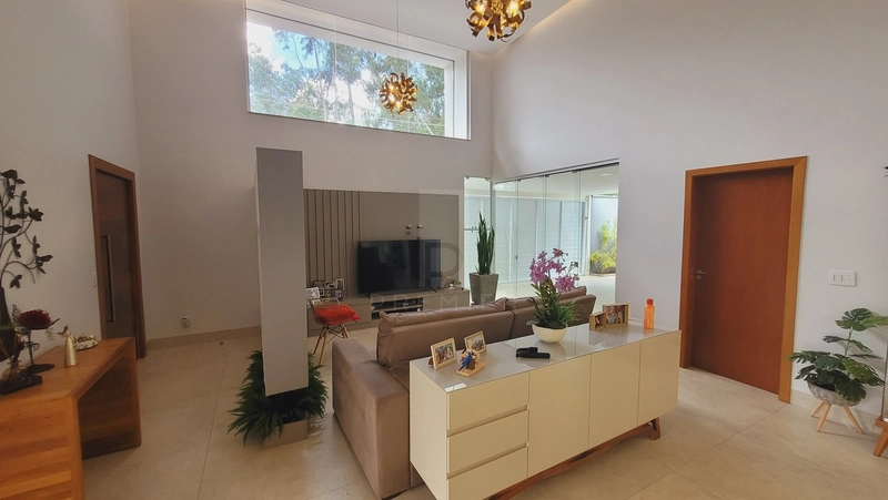 Casa 3 quartos com piscina e spa Cond Recanto Esmeraldas I em Marília.: 8ª foto da galeria de imagens do imóvel