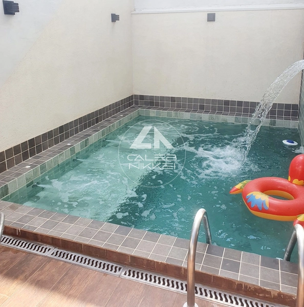 Casa com piscina no Jd Portal do Sol: 1ª foto da galeria de imagens do imóvel
