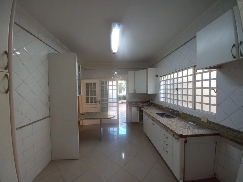 Casa com pisicna no Jd Aquarios em Marilia / Sp: 18ª foto da galeria de imagens do imóvel