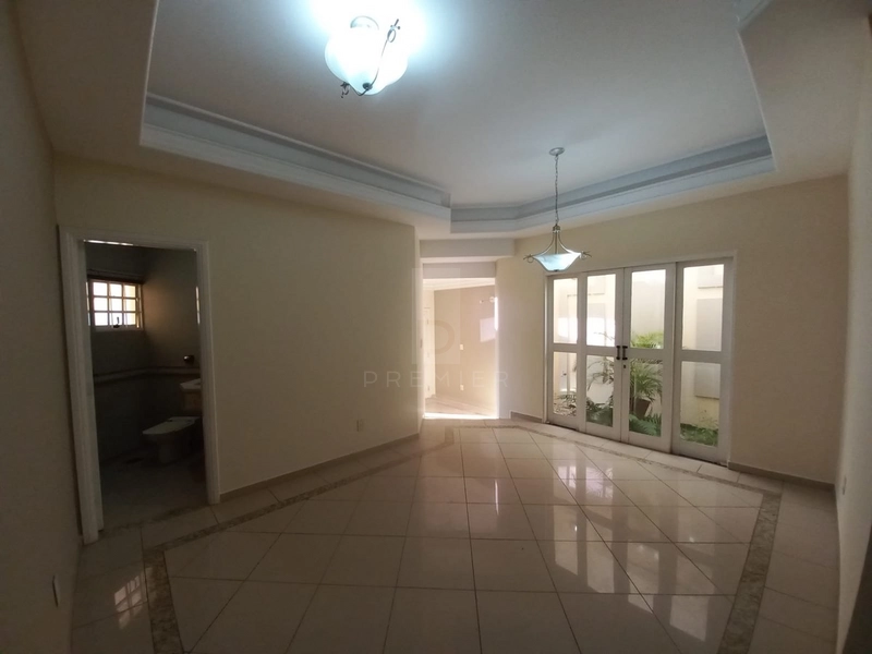 Casa com pisicna no Jd Aquarios em Marilia / Sp: 5ª foto da galeria de imagens do imóvel