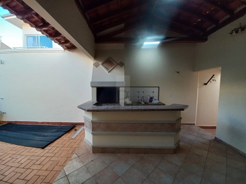 Casa com pisicna no Jd Aquarios em Marilia / Sp: 20ª foto da galeria de imagens do imóvel