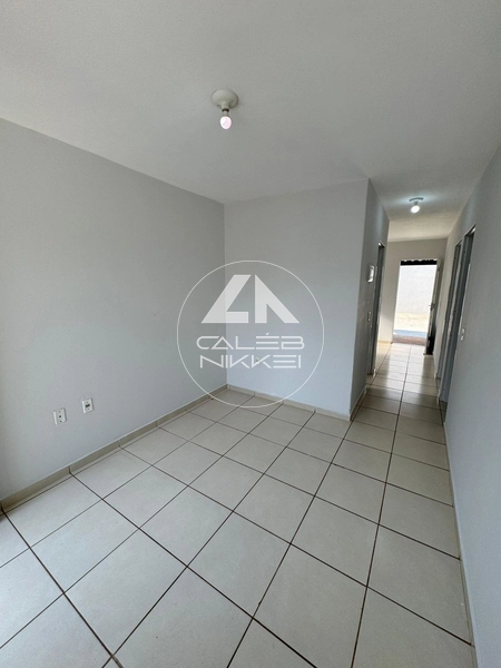Casa no Jd Veneza: 6ª foto da galeria de imagens do imóvel
