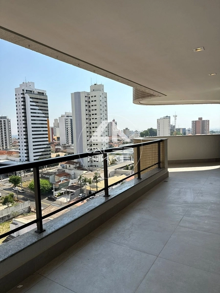Apartamento no Edificio Golden Tower em Marilia / SP: 1ª foto da galeria de imagens do imóvel