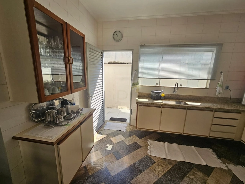 Casa com 3 quartos e hidromassagem no Bairro Ana Carla em Marilia / SP: 6ª foto da galeria de imagens do imóvel