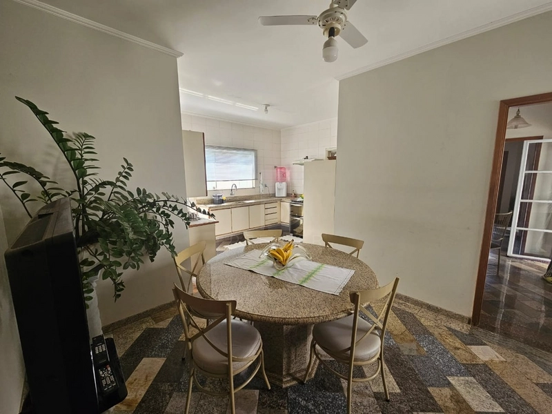 Casa com 3 quartos e hidromassagem no Bairro Ana Carla em Marilia / SP: 1ª foto da galeria de imagens do imóvel