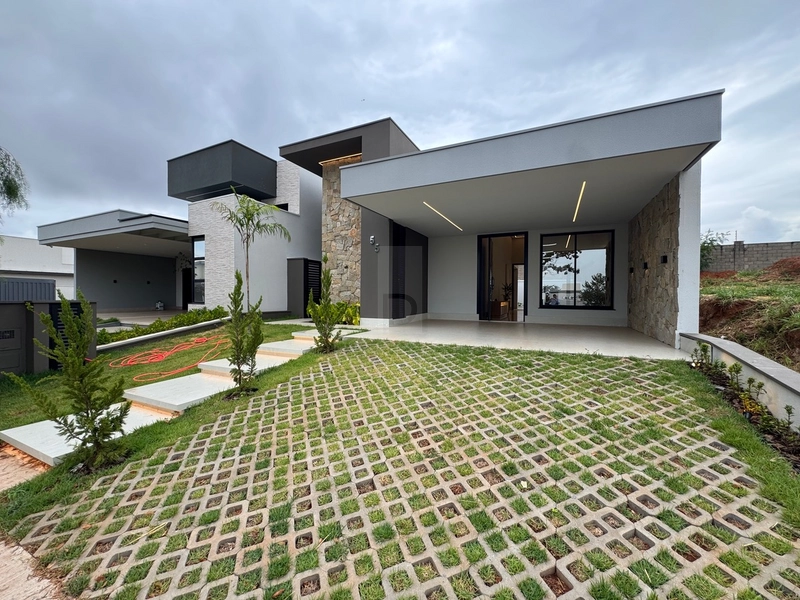 Casa com 3 quartos e piscina no condomínio Verana em Marília-SP: 1ª foto da galeria de imagens do imóvel
