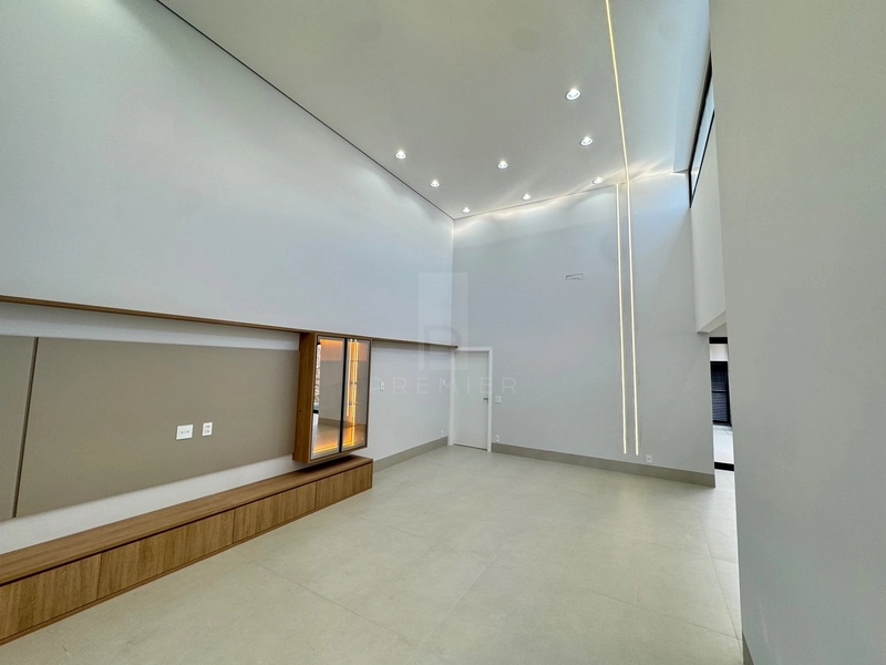 Casa a Venda com 3 quartos piscina e sauna no Reserva Esmeralda.: 3ª foto da galeria de imagens do imóvel
