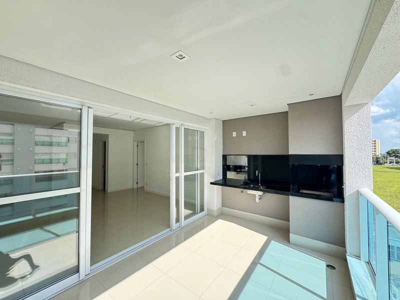 Apartamento com 3 suítes, 4 garagens no edificio Belvedere Marília-SP: 4ª foto da galeria de imagens do imóvel