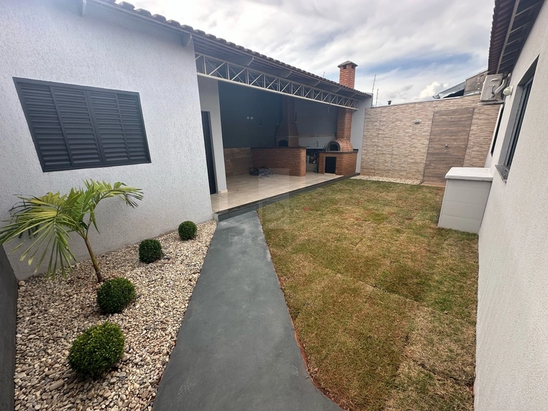 Casa a Venda no Jd. Damasco em Marília-SP.: 1ª foto da galeria de imagens do imóvel