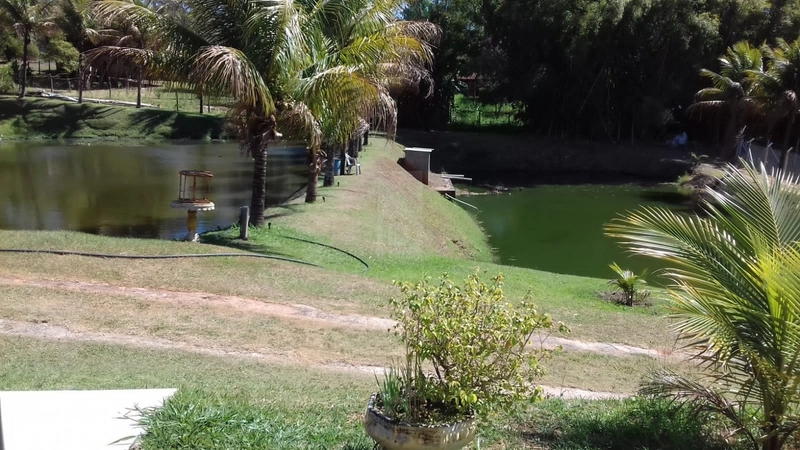 Chácara ä venda no Condomínio Serra Dourada – Marília-SP: 2ª foto da galeria de imagens do imóvel
