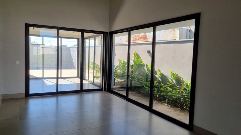 Casa com 3 quartos e piscina no Cond. Terras da Fazenda em Marilia/SP: 10ª foto da galeria de imagens do imóvel
