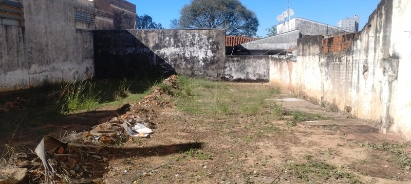 Terreno na Rua 7 de Setembro em Marilia / SP: 3ª foto da galeria de imagens do imóvel