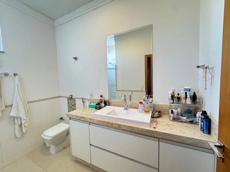 Casa com 3 quartos e piscina no condomínio Verana-Marília-SP: 18ª foto da galeria de imagens do imóvel