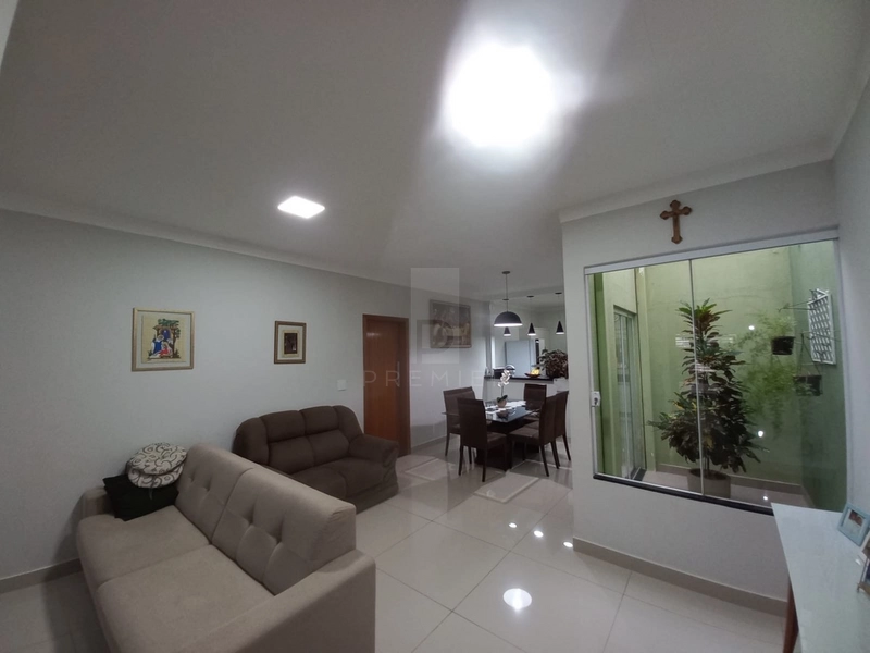Casa com 3 Quartos sendo 1 suíte no Bairro Palmital em Marília-SP.: 1ª foto da galeria de imagens do imóvel