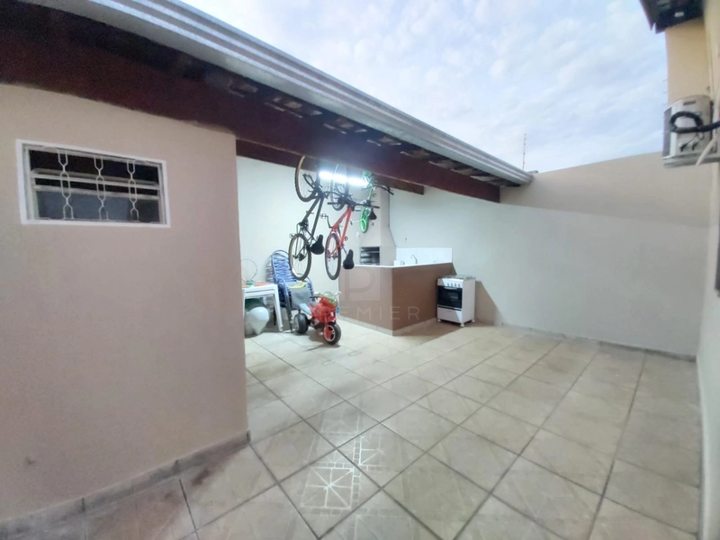 Casa com 3 quartos sendo 1 suíte no Jd. Universitário em Marília-SP.: 10ª foto da galeria de imagens do imóvel