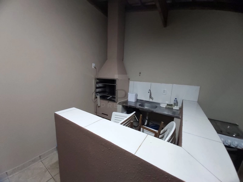 Casa com 3 quartos sendo 1 suíte no Jd. Universitário em Marília-SP.: 4ª foto da galeria de imagens do imóvel