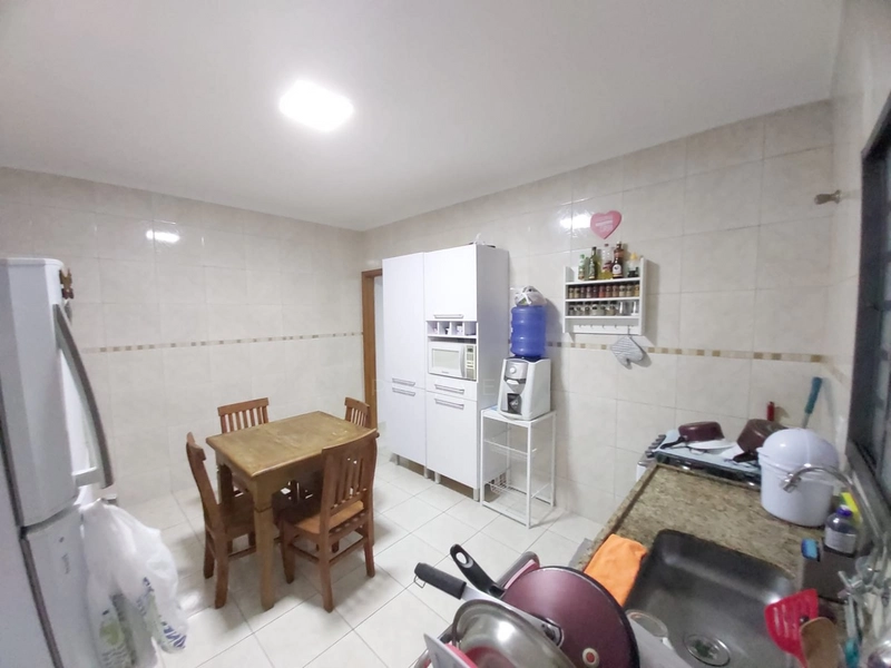 Casa com 3 quartos sendo 1 suíte no Jd. Universitário em Marília-SP.: 23ª foto da galeria de imagens do imóvel