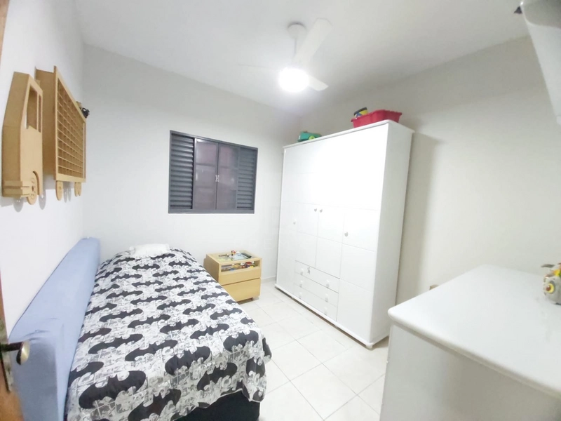 Casa com 3 quartos sendo 1 suíte no Jd. Universitário em Marília-SP.: 8ª foto da galeria de imagens do imóvel