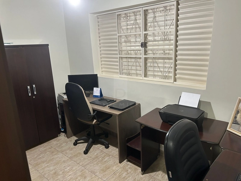 Casa com 3 quartos sendo 1 suíte no Jd. Bela Vista em Marília-SP.: 4ª foto da galeria de imagens do imóvel