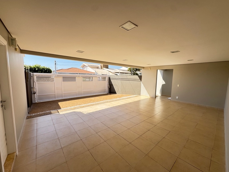 Casa com 4 suítes e piscina no Bairro Maria Izabel em Marília-SP: 29ª foto da galeria de imagens do imóvel
