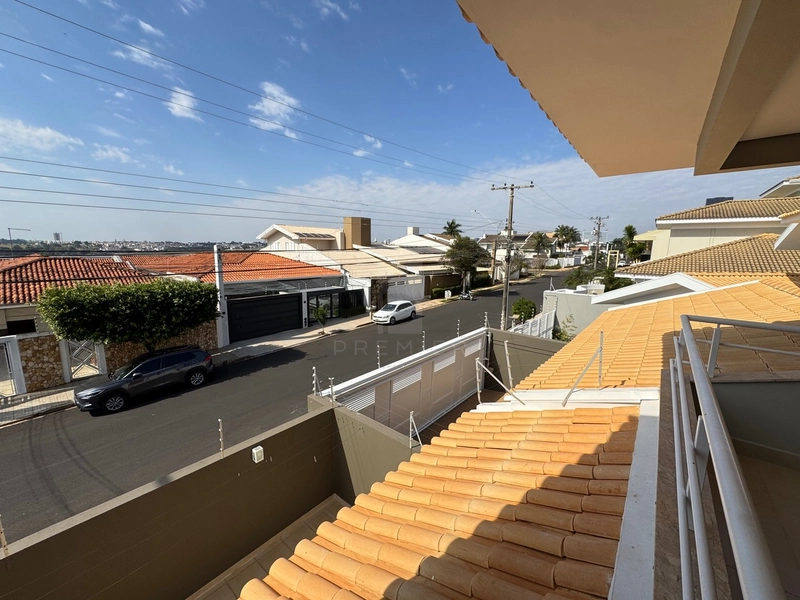 Casa com 4 suítes e piscina no Bairro Maria Izabel em Marília-SP: 41ª foto da galeria de imagens do imóvel