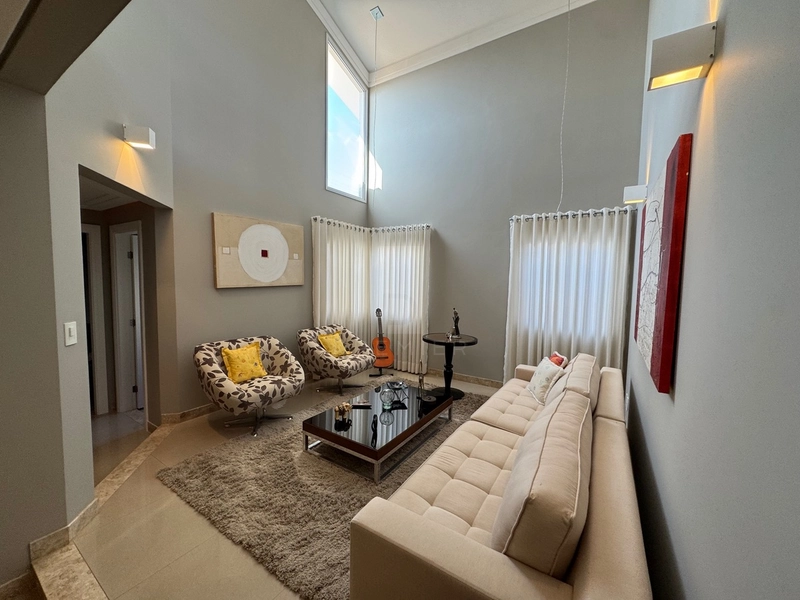 Casa com 4 suítes e piscina no Bairro Maria Izabel em Marília-SP: 6ª foto da galeria de imagens do imóvel