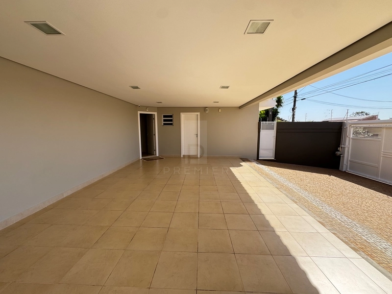 Casa com 4 suítes e piscina no Bairro Maria Izabel em Marília-SP: 28ª foto da galeria de imagens do imóvel