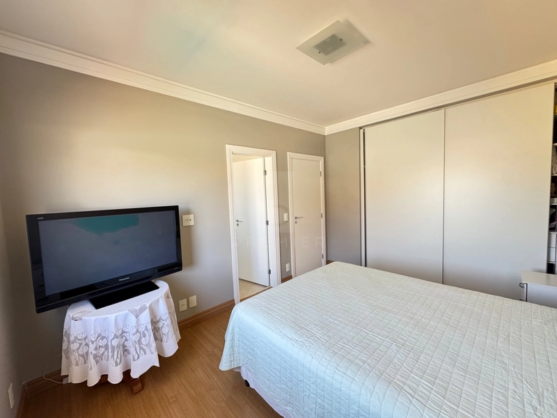 Casa com 4 suítes e piscina no Bairro Maria Izabel em Marília-SP: 45ª foto da galeria de imagens do imóvel