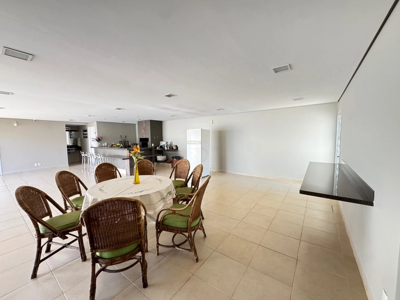 Casa com 4 suítes e piscina no Bairro Maria Izabel em Marília-SP: 20ª foto da galeria de imagens do imóvel
