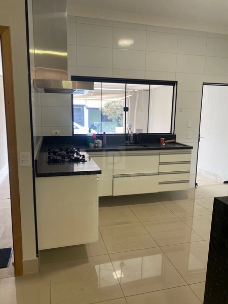 Casa a Venda com 3 quartos sendo 1 suíte no Bairro Palmital em Marília: 5ª foto da galeria de imagens do imóvel