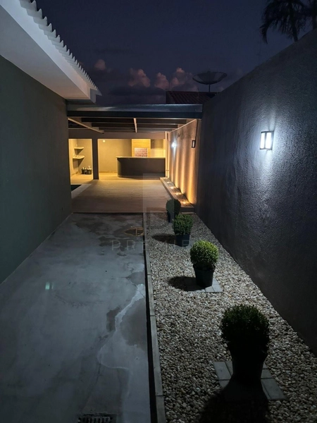 Casa com 3 quartos sendo 1 suíte no Jd. Acapulco em Marília-SP.: 14ª foto da galeria de imagens do imóvel