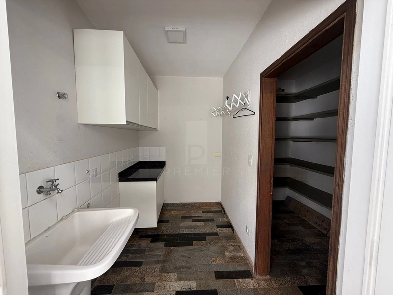 Casa com 3 quartos no Bairro Jardim Portal do Sol em Marília-SP.: 9ª foto da galeria de imagens do imóvel
