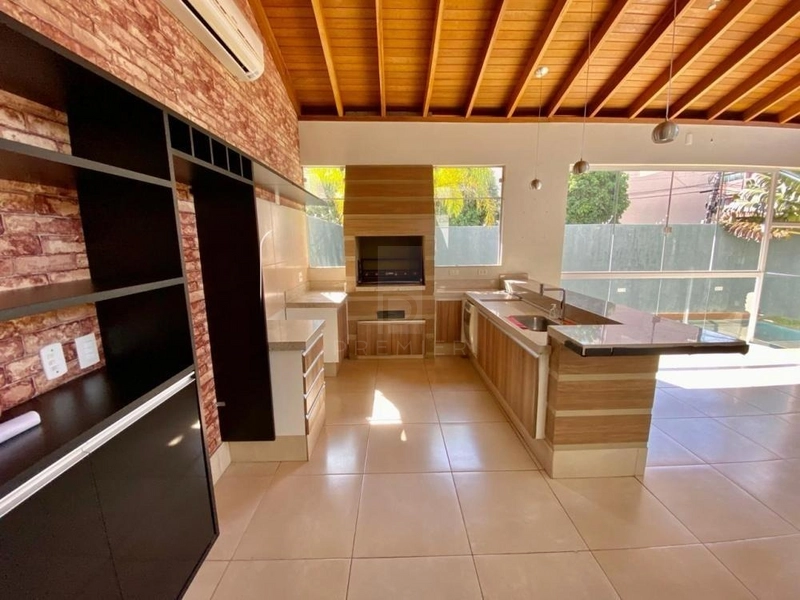 Casa com 3 quartos e piscina no Maria Isabel em Marilia / SP: 1ª foto da galeria de imagens do imóvel