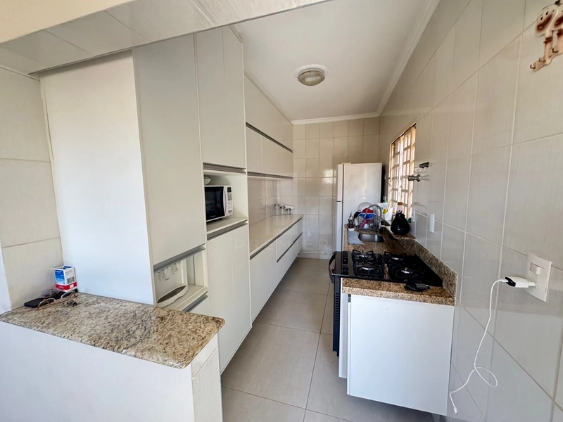 Casa com 3 quartos sendo 1 suíte no Jd. Califórnia em Marília-SP.: 10ª foto da galeria de imagens do imóvel