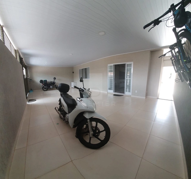 Casa a Venda com 3 suítes no Jd. Nacional em Marília-SP.: 4ª foto da galeria de imagens do imóvel
