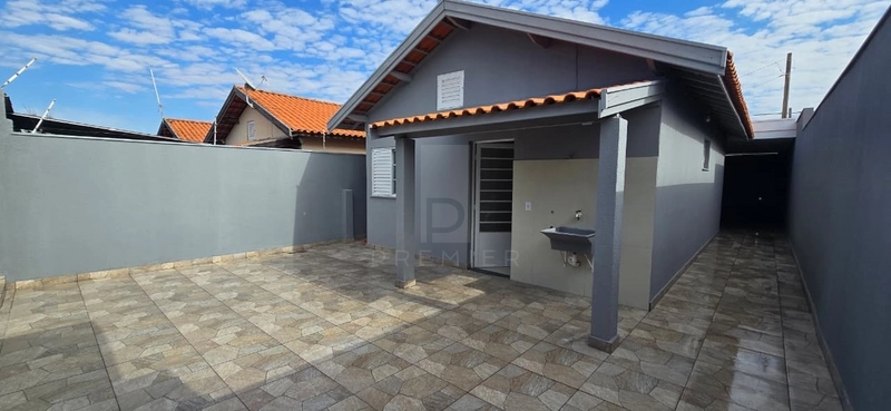 Casa a venda no Jd. Veneza em Marília-SP.: 3ª foto da galeria de imagens do imóvel