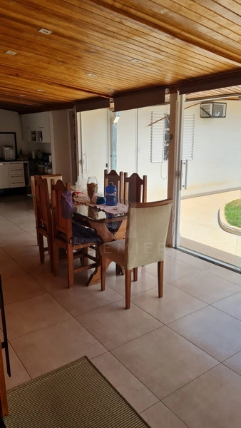 Casa com 5 quartos e piscina na Região do Aeroporto em Marília-SP.: 42ª foto da galeria de imagens do imóvel