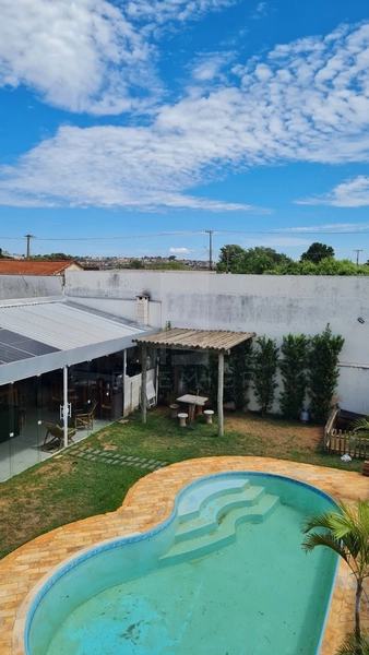 Casa com 5 quartos e piscina na Região do Aeroporto em Marília-SP.: 3ª foto da galeria de imagens do imóvel