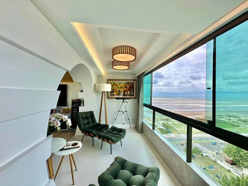 APARTAMENTO 2 SUÍTES FRENTE PRAÇA: 1ª foto da galeria de imagens do imóvel