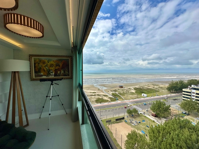APARTAMENTO 2 SUÍTES FRENTE PRAÇA: 2ª foto da galeria de imagens do imóvel
