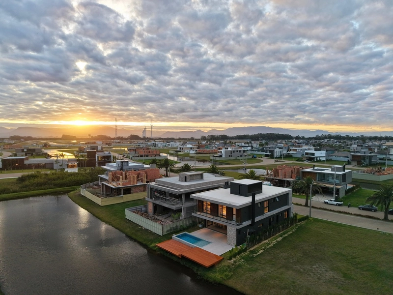 CONDOMÍNIO AMARE CASA BEIRA LAGO À VENDA: 9ª foto da galeria de imagens do imóvel