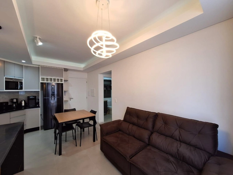 Apartamento 2 dormitórios mobiliado e decorado: 3ª foto da galeria de imagens do imóvel