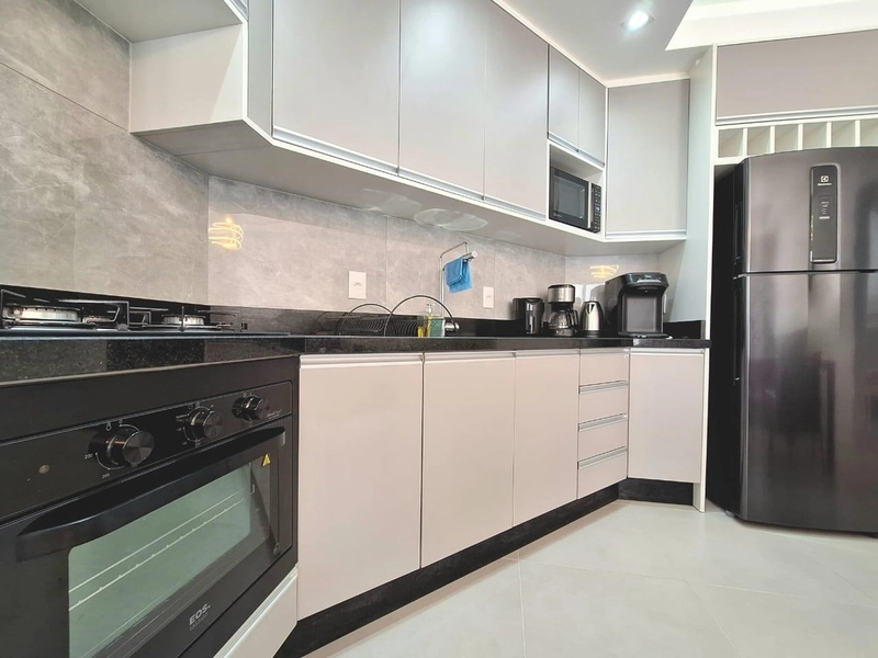 Apartamento 2 dormitórios mobiliado e decorado: 11ª foto da galeria de imagens do imóvel