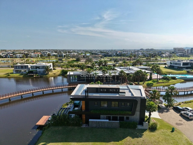 Casa beira lago 6 suítes à venda em condomínio de Xangri-lá: 52ª foto da galeria de imagens do imóvel