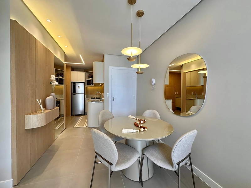 Apartamento 2 Dormitórios mobiliado,  decorado e de frente: 6ª foto da galeria de imagens do imóvel